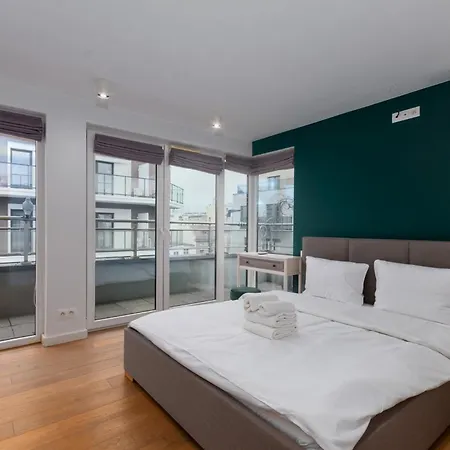 Srutowa Royal شقة