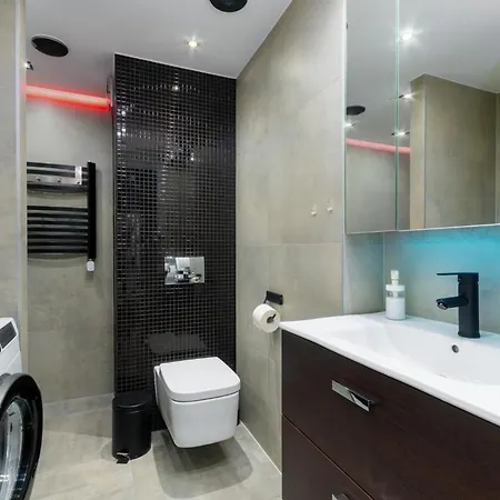 Srutowa Royal Apartment *